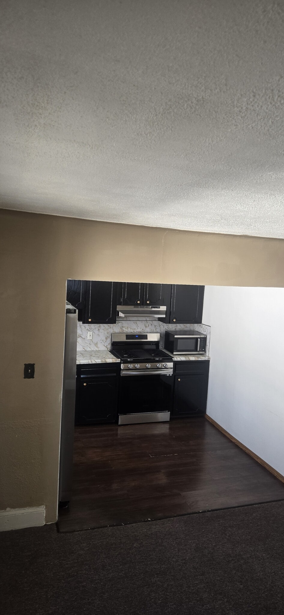 Building Photo - 9431 97th St