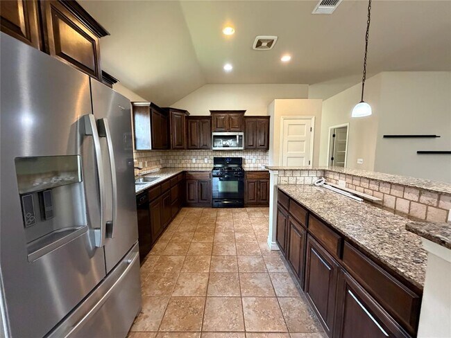 Building Photo - 3420 Bear Mountain Dr