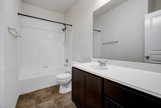 Building Photo - 3323 Creole Bay Ln