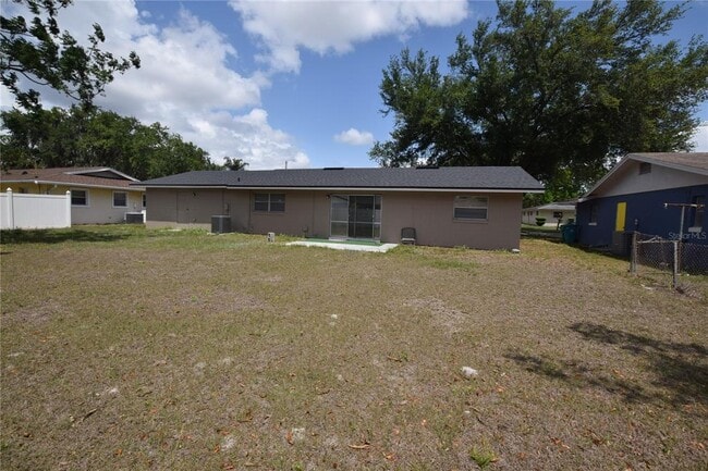 Building Photo - 2762 Clear Cove Ln