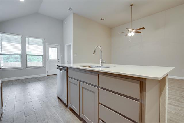 Building Photo - 509 Hogan Dr