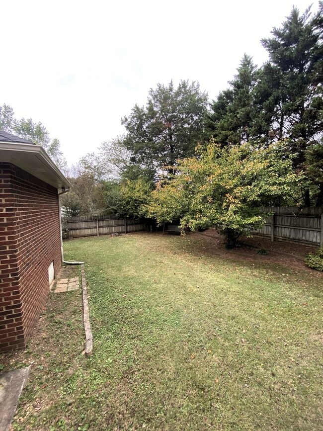 Building Photo - Coming Soon!