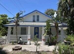 Building Photo - 122 S Peninsula Dr