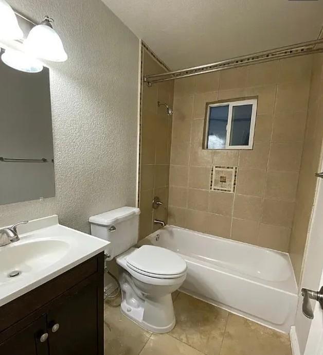 Building Photo - 2190 E 95th Ave