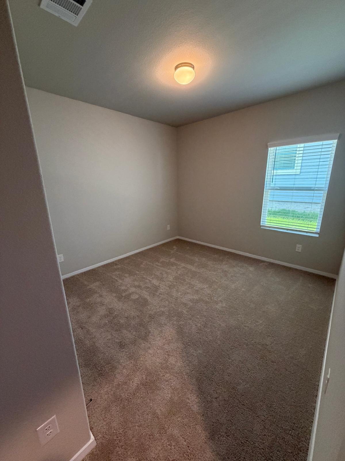 Building Photo - 2701 Towy Rd