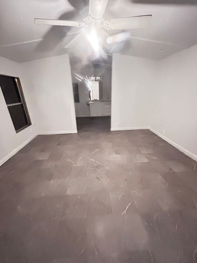 Building Photo - Available Soon! Apply Now! Rent this 2 bedroom, 2 bathroom home in Aiken!