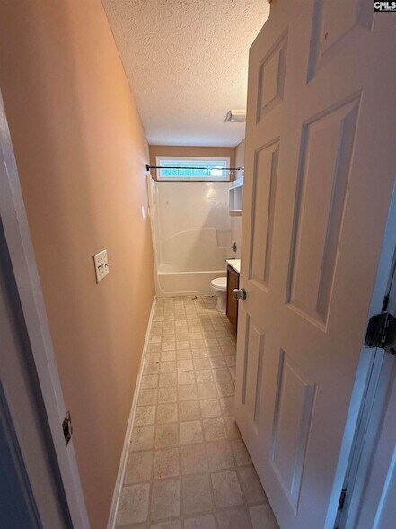 Building Photo - 345 Peppercorn Ln