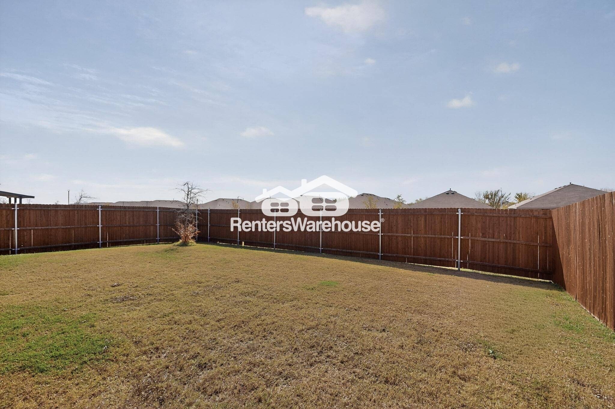 Building Photo - 8517 Centerboard Ln