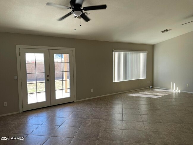 Building Photo - 3349 W Abraham Ln