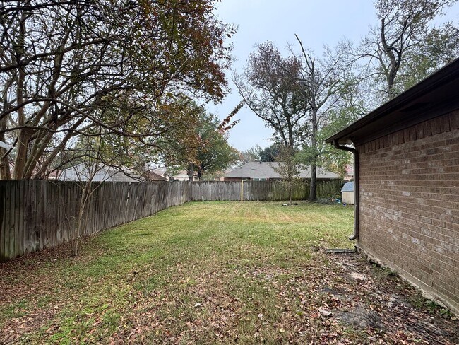 Building Photo - 405 Cypress Cir