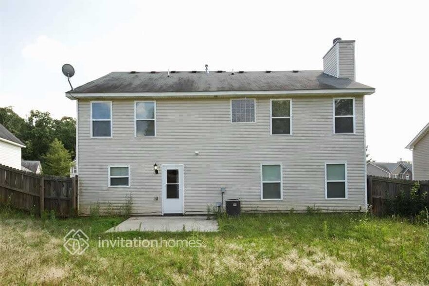 Building Photo - 4838 Bryant Dr