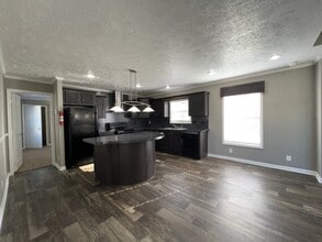 Building Photo - 59 Sugar Maple Dr