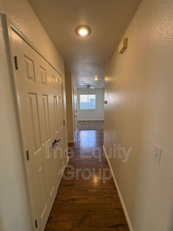 Building Photo - 429 N Amador St