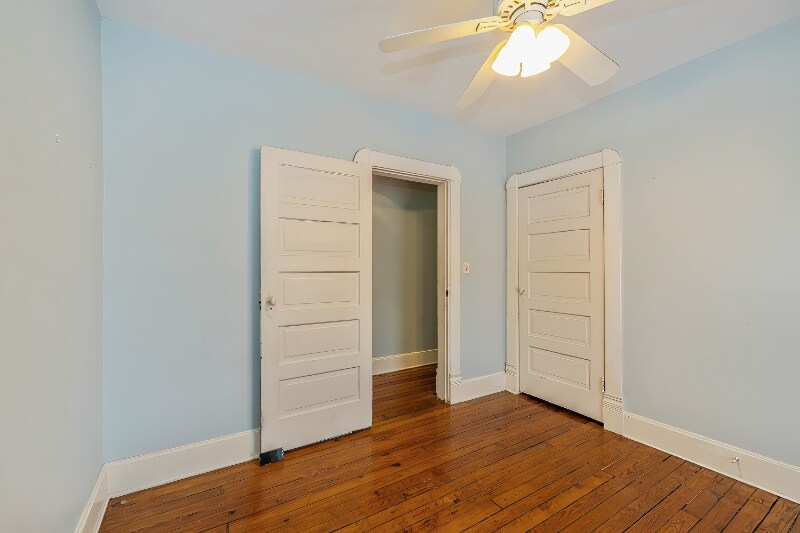 Building Photo - 977 Woodruff Pl E Dr