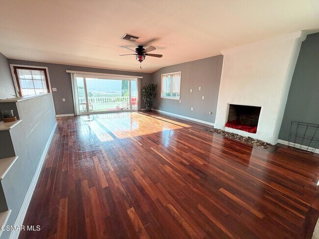 Building Photo - 8625 Delmonico Ave