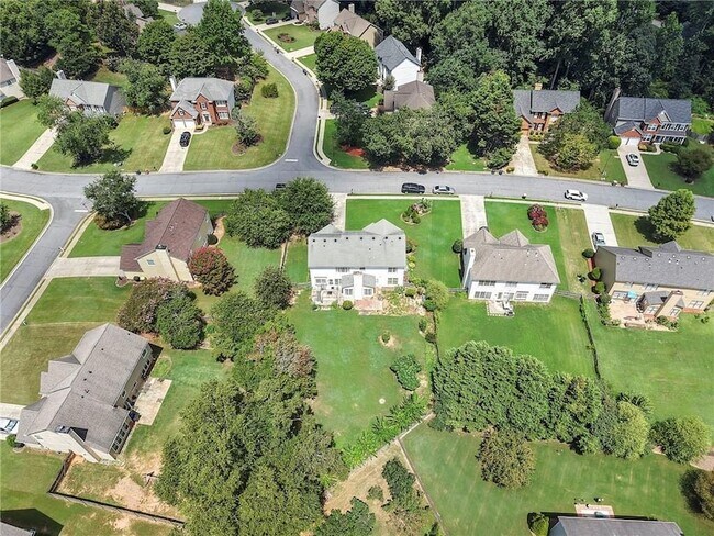 Building Photo - 7810 Brookwood Way