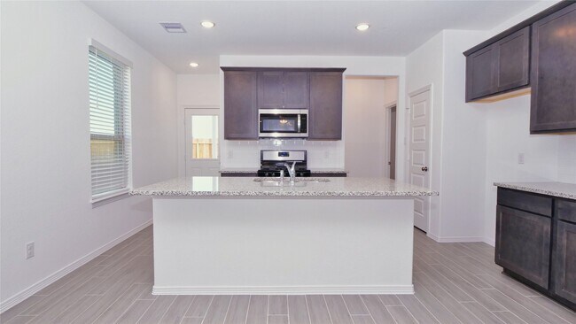 Building Photo - 23007 True Fortune Dr