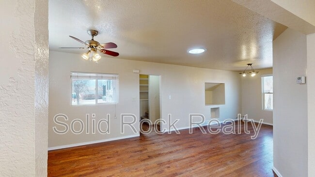 Building Photo - 212 Karr Rd