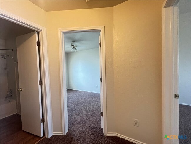 Building Photo - 4413 Abigail Dr