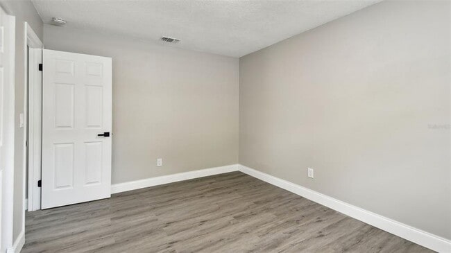 Building Photo - 22 Felter Ln