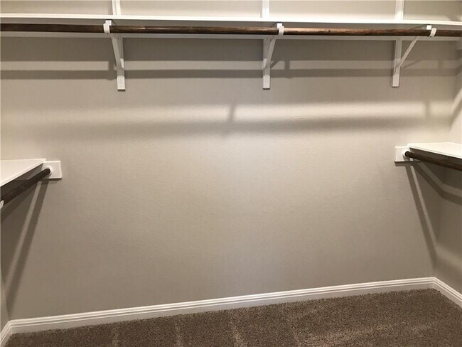 Building Photo - 801 Melda St