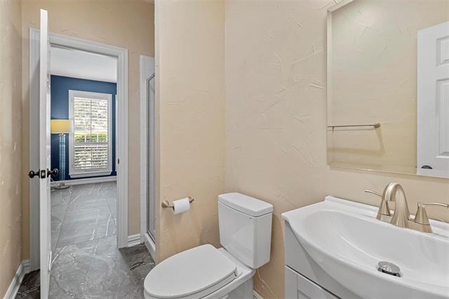 Building Photo - 4313 Oak Knoll Dr