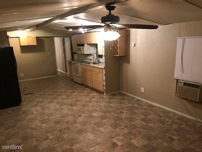 Building Photo - 2 br, 2 bath Mobile Home - 12317 Four Oaks Rd