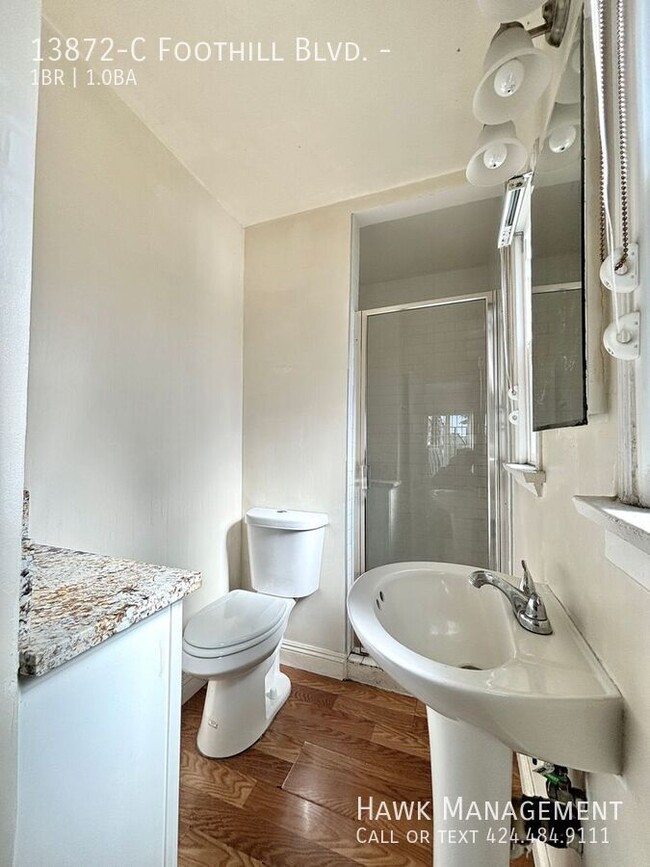 Building Photo - Charming 1-Bedroom Apartment for Rent in S...