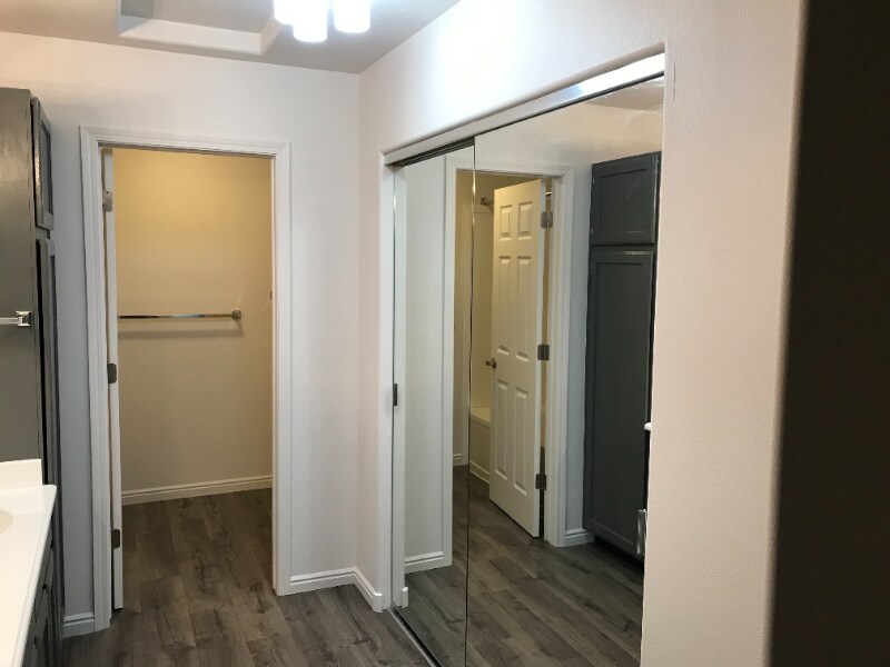 Building Photo - 3851 Salt River Way