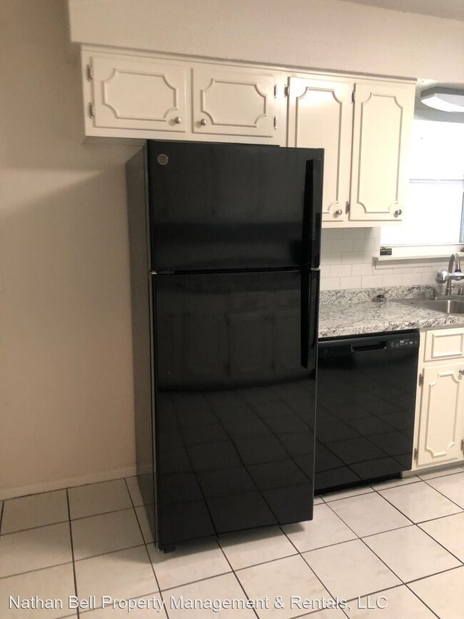 Building Photo - 3 br, 2 bath House - 3465 Fargo Dr