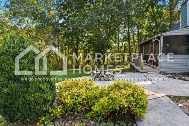 Building Photo - 156 Martin Burgess Rd