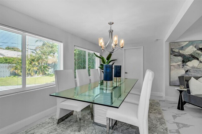 Building Photo - 465 NW 11th St