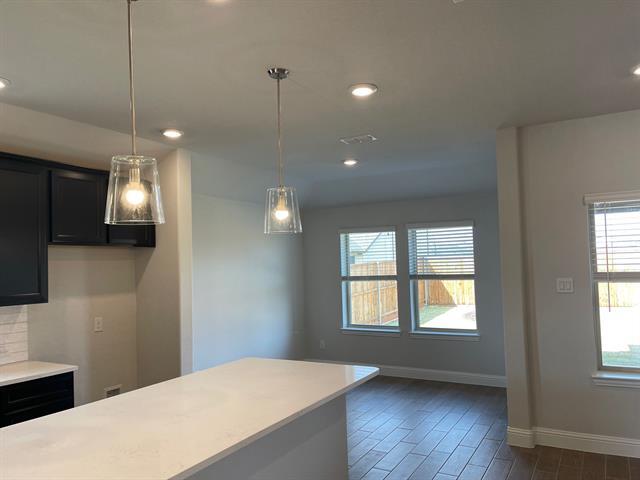 Building Photo - 817 Birdie Dr