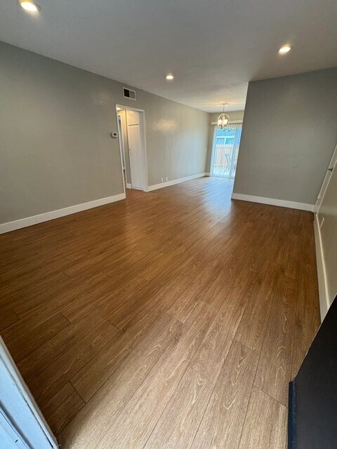 Interior Photo - 1601-1801 E 15th Street