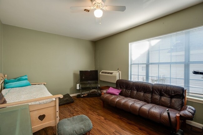 Building Photo - 510 Bridal Way Ct