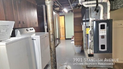 Building Photo - 3901 Standish Ave