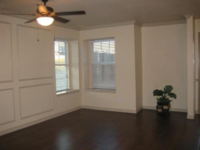 Building Photo - 3908 Oceanside Dr