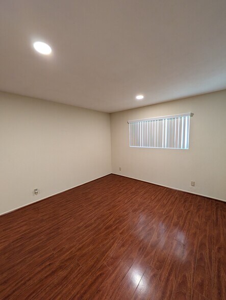Building Photo - 6552 Westpark Pl