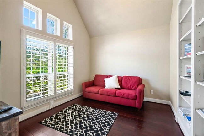 Building Photo - 27 S Greenprint Cir