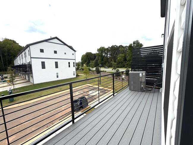 Building Photo - 2310 Donnelly Hls Ln