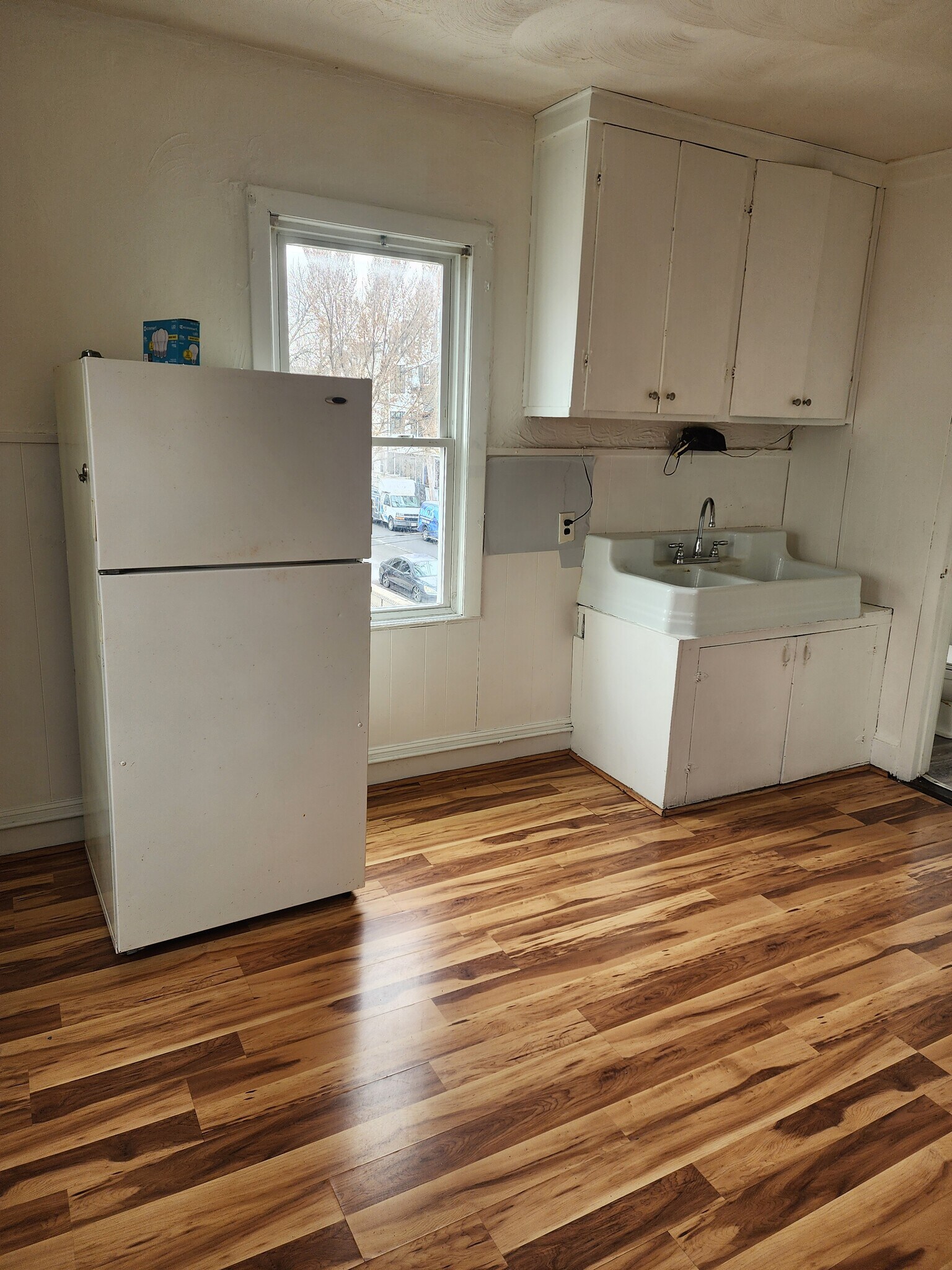 Building Photo - 49 Everett St