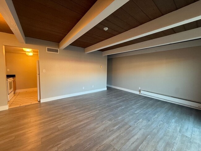 Building Photo - 79 Avram Ave