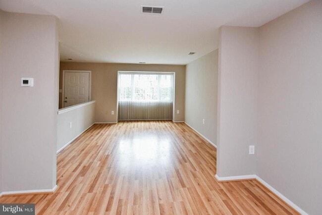 Building Photo - 15043 Cherrywood Dr