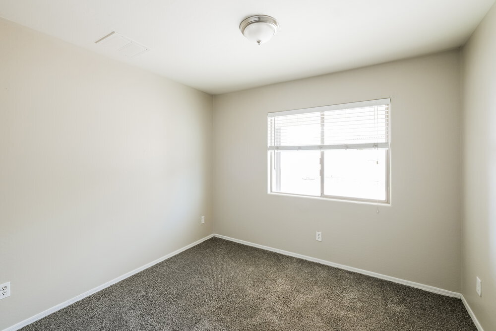Building Photo - 11457 W Rio Vista Ln