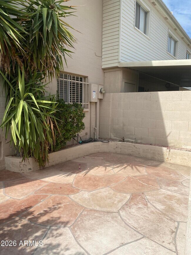 Building Photo - 6933 E Osborn Rd