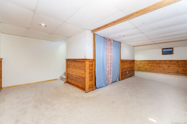 Building Photo - 69 Sunrise Cir