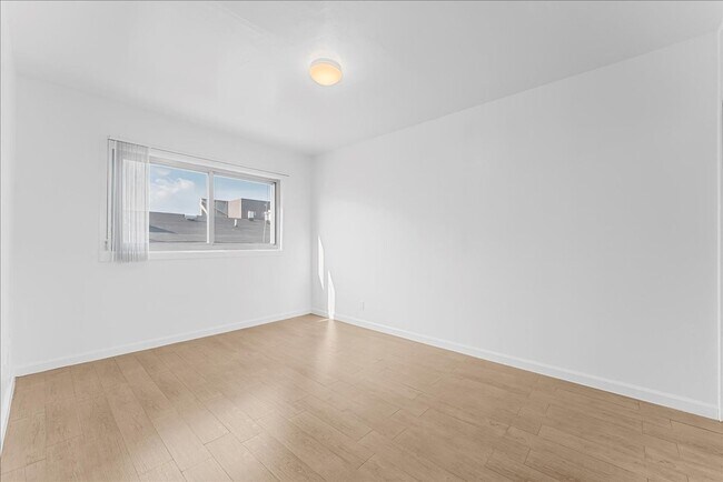 Building Photo - 3116 W 99th St