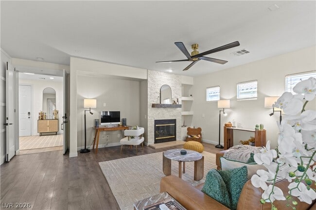 Building Photo - 4346 Prada Pl