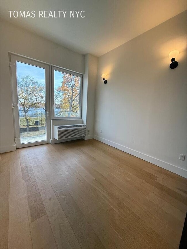 Building Photo - 3103 Sedgwick Ave