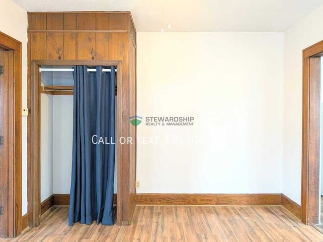 Building Photo - 1412 16th St NW